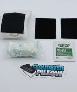Cloudster Pillow White Mini (bamboo cover) with everything that comes in the box