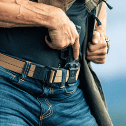 EDC belt with Cloudster Pillow for better concealment and comfort.