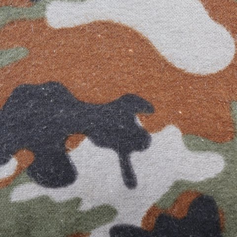 Camo Cloudster Pillow cover, cotton (close-up)