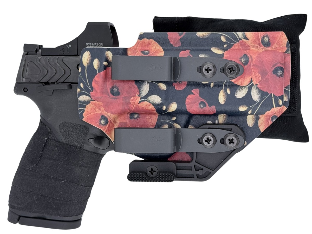 Cloudster Pillow with a custom poppy-floral kydex holster and an M&P 2.0 Carry Comp